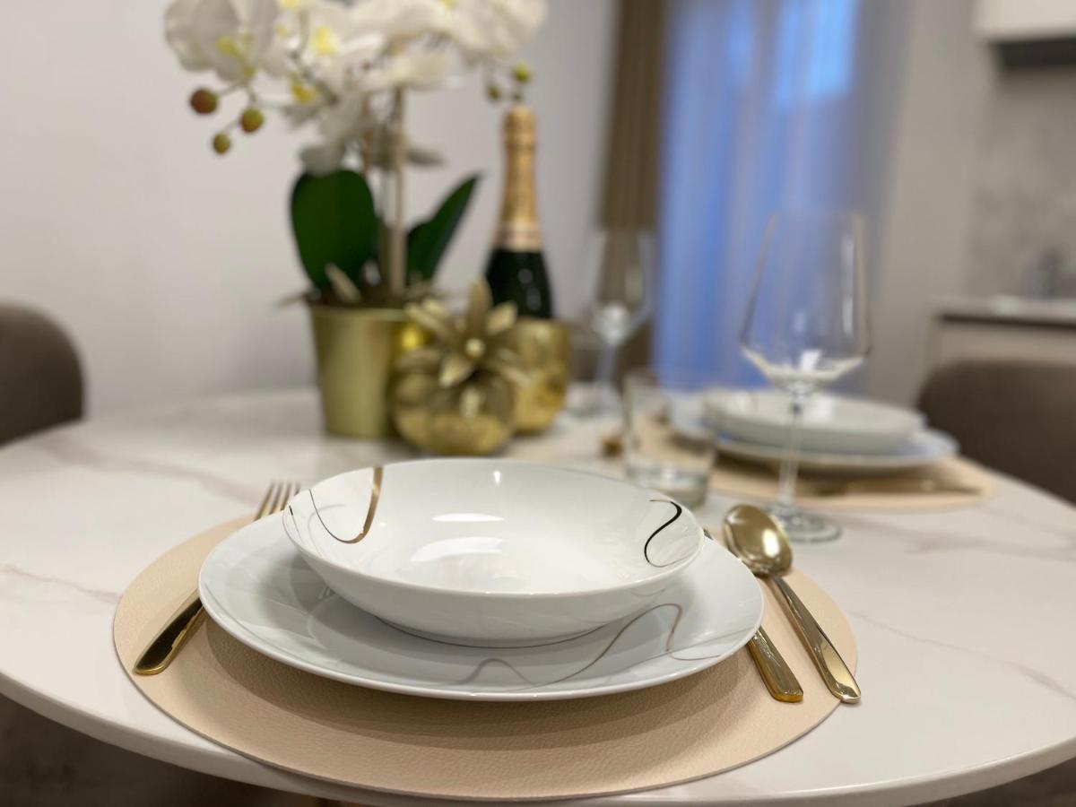 Bellagio Luxury Suites Apartments Dış mekan fotoğraf