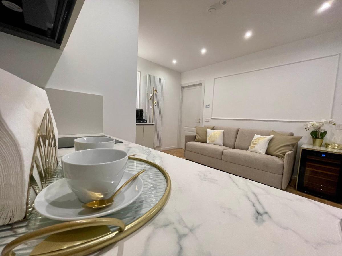 Bellagio Luxury Suites Apartments Dış mekan fotoğraf